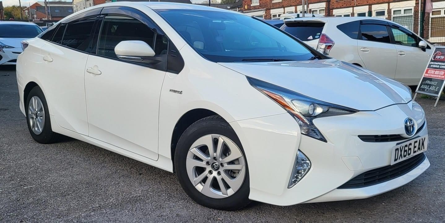 Toyota Prius Listing Image