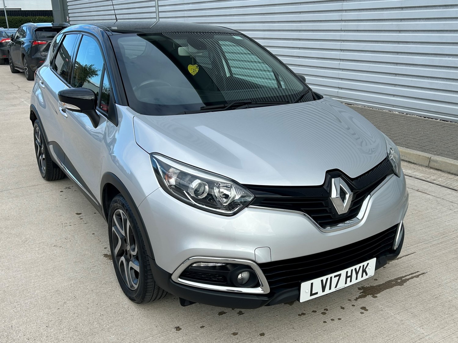 Renault Captur Listing Image