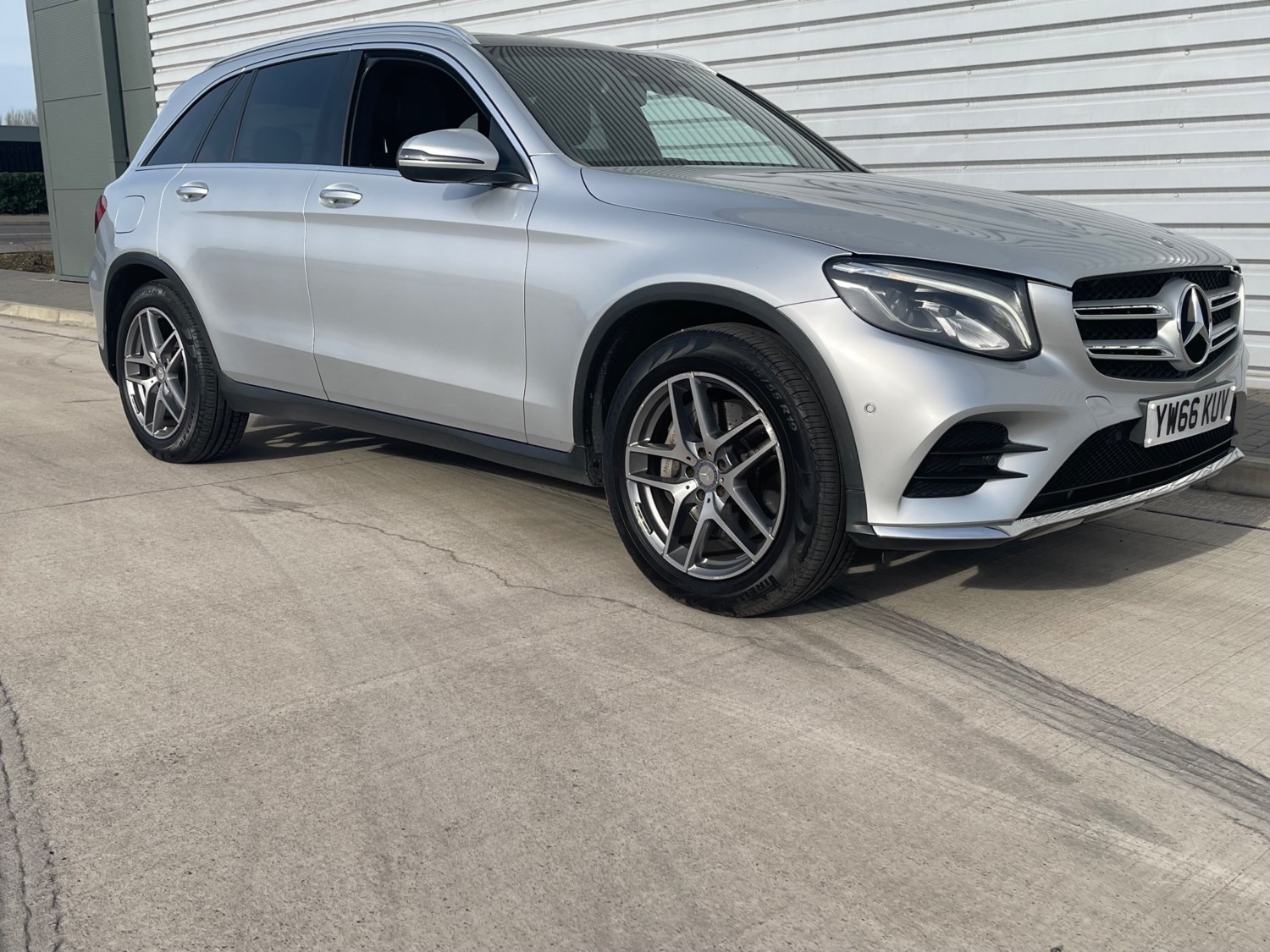 Mercedes-Benz GLC Listing Image