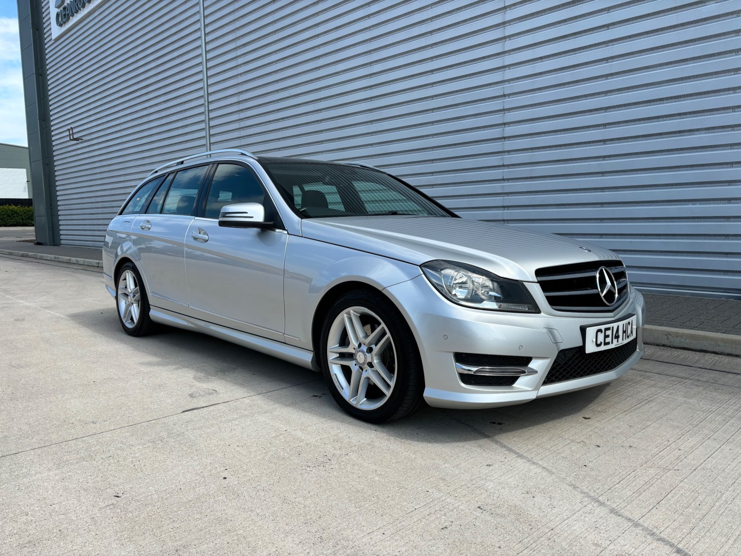 Mercedes-Benz C-Class Listing Image