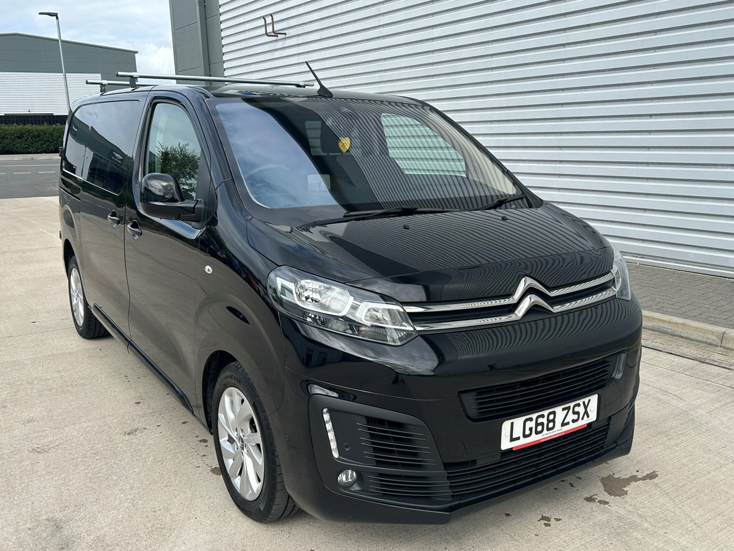 Citroen Dispatch Listing Image