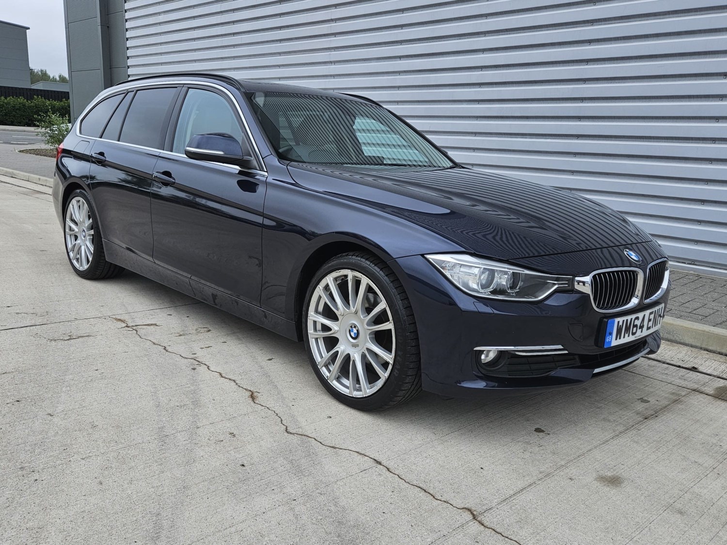 BMW 3 Series Listing Image