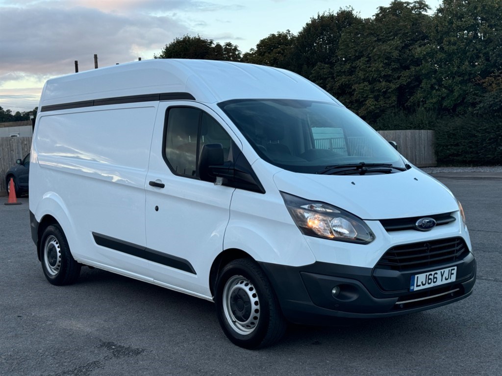 Ford Transit Custom Listing Image