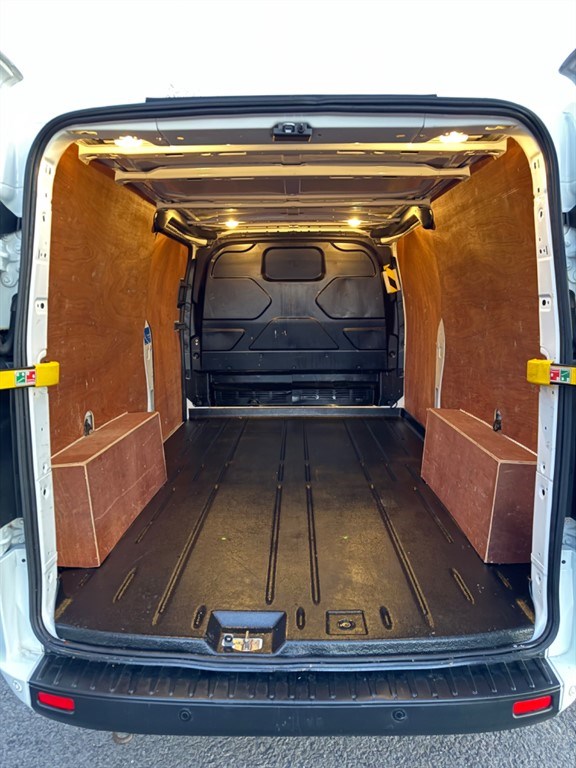 Ford Transit Custom Listing Image