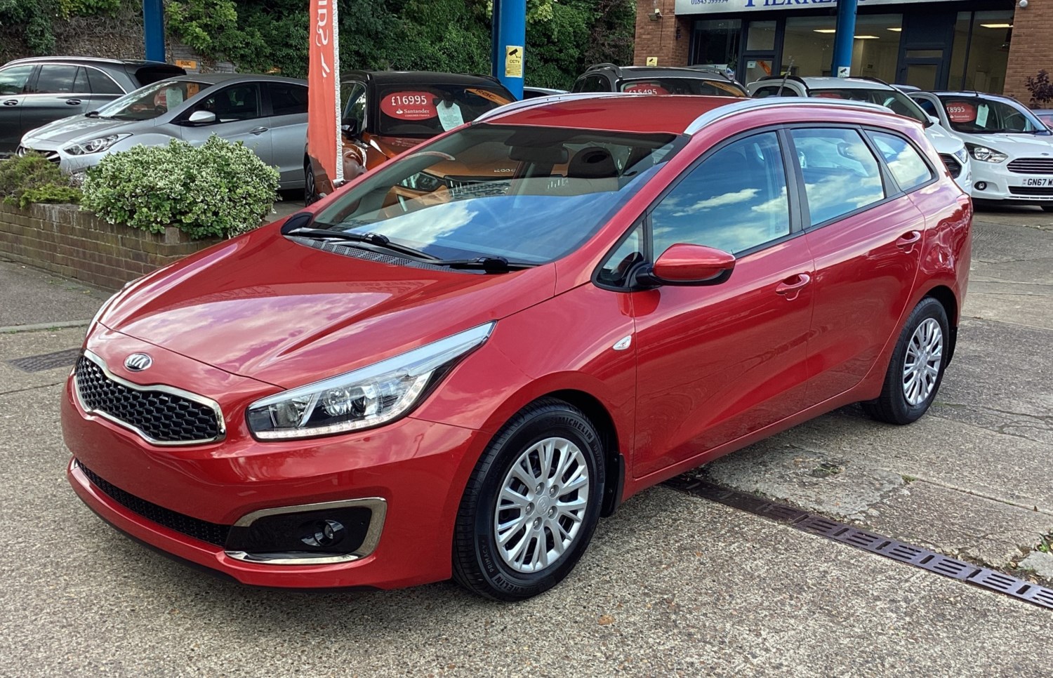 Kia Ceed Listing Image