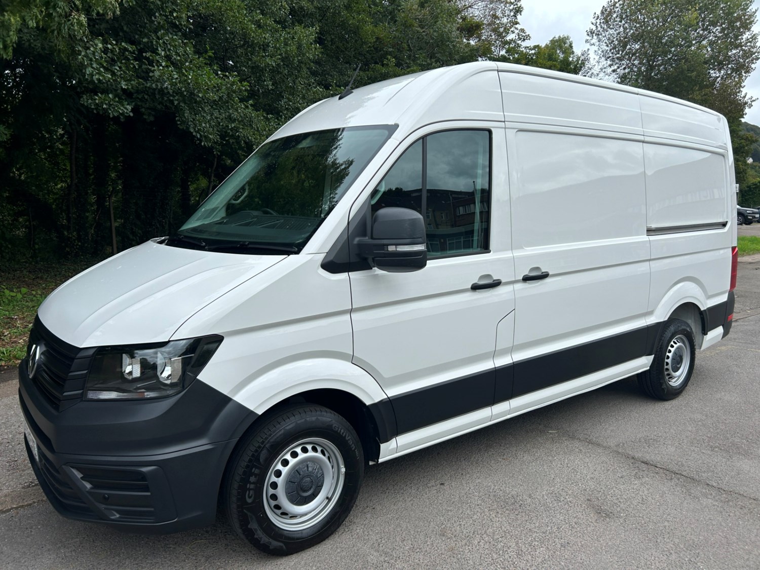 Volkswagen Crafter Listing Image