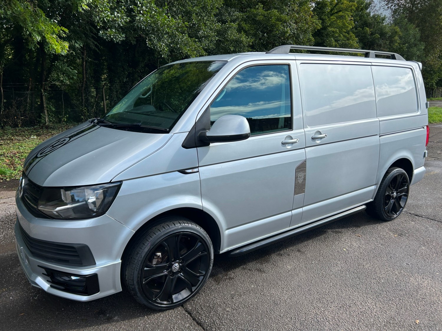 Volkswagen Transporter Listing Image