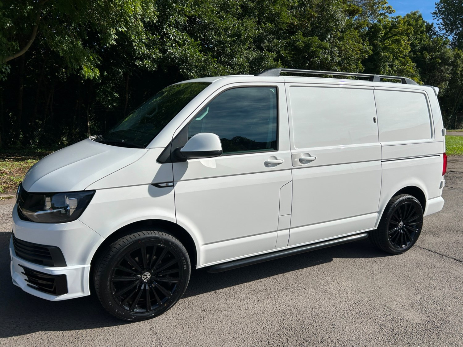 Volkswagen Transporter Listing Image