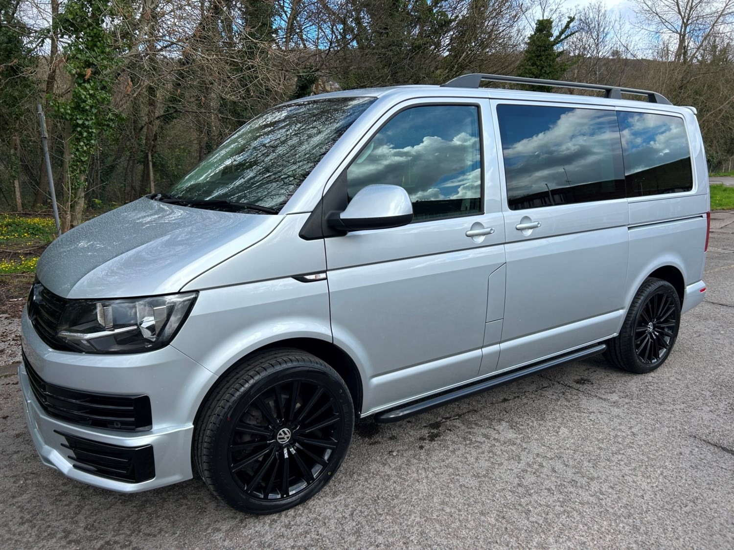 Volkswagen Transporter Listing Image