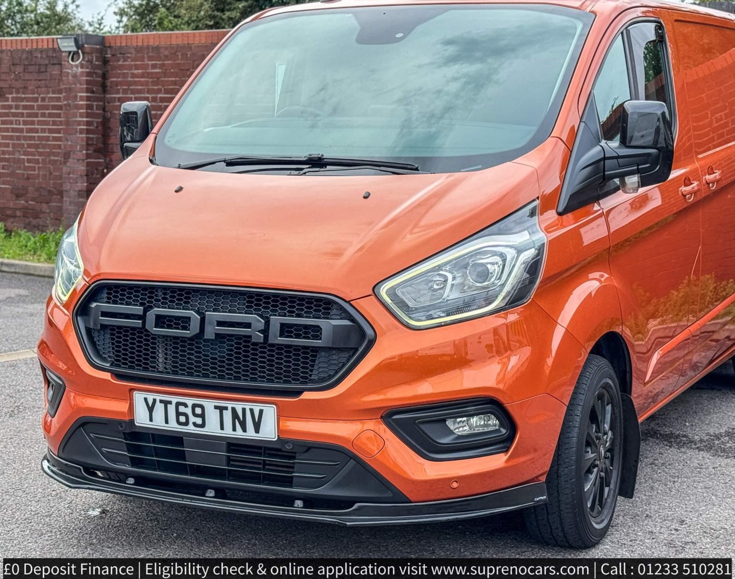 Ford Transit Custom Listing Image