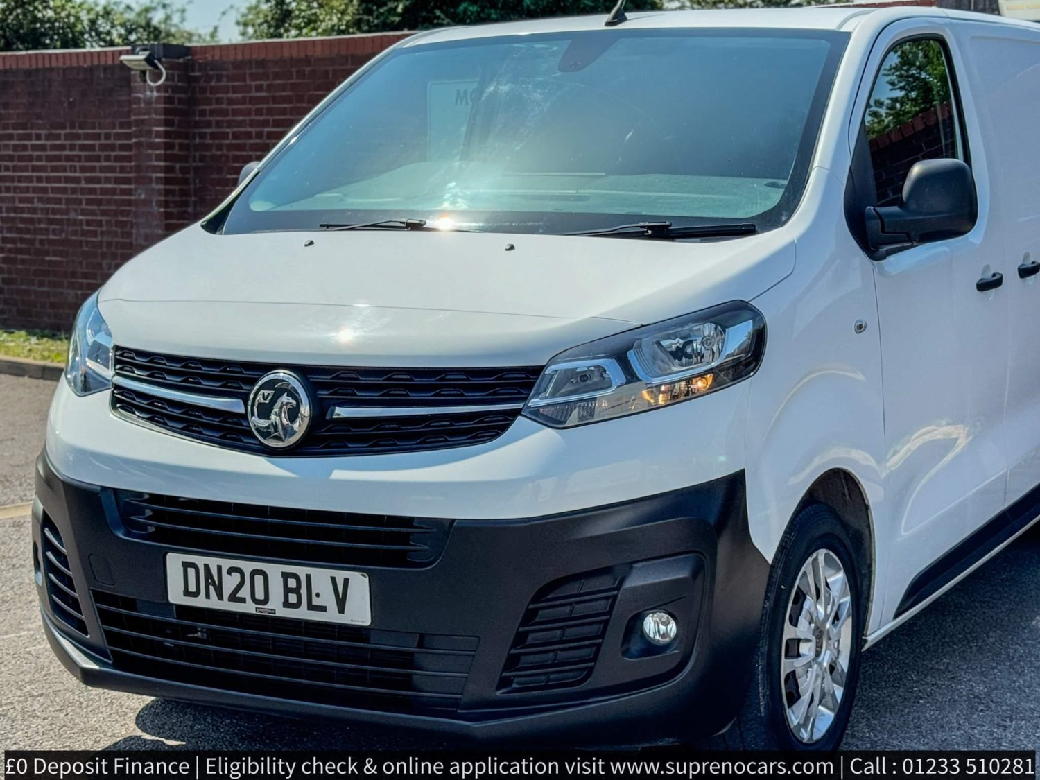 Vauxhall Vivaro Listing Image