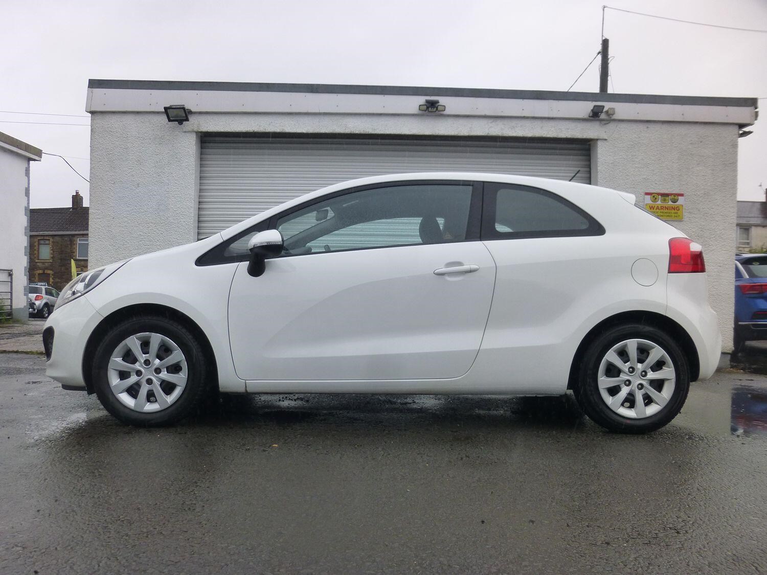 Kia Rio Listing Image