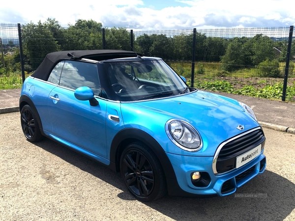 MINI Convertible Listing Image