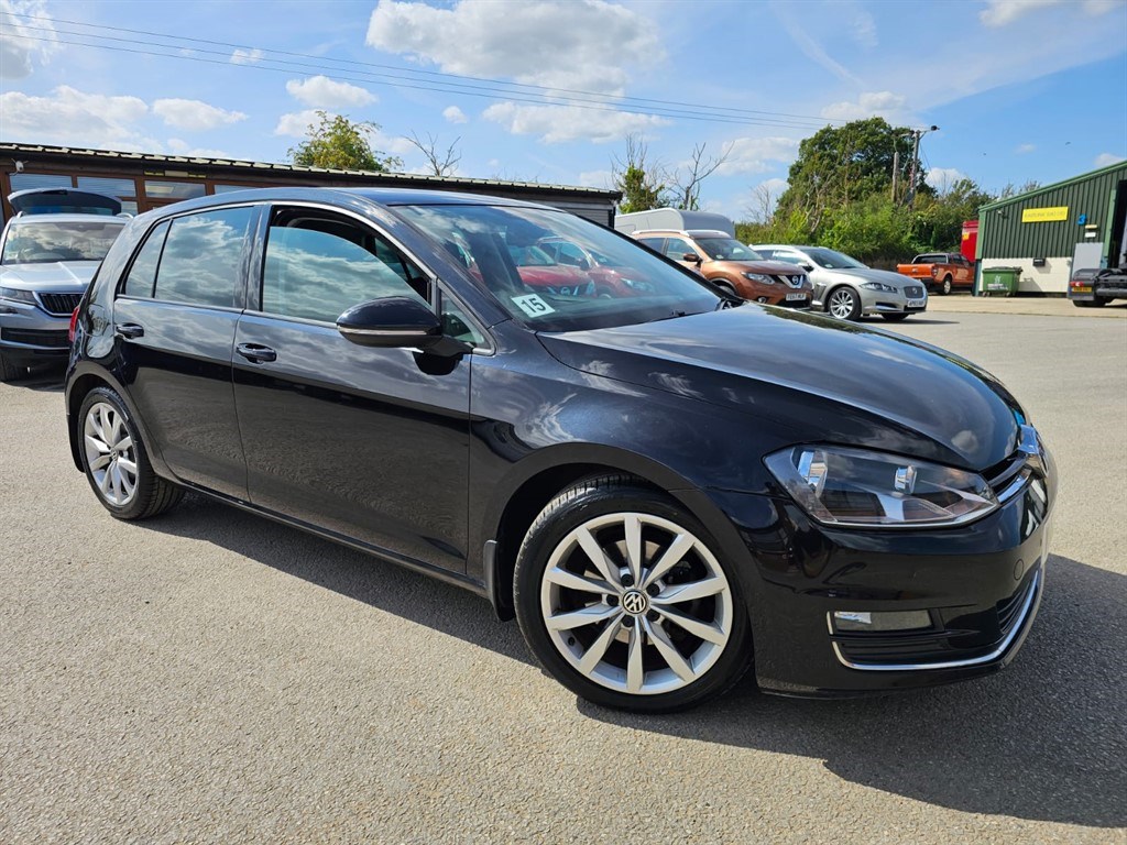 Volkswagen Golf Listing Image