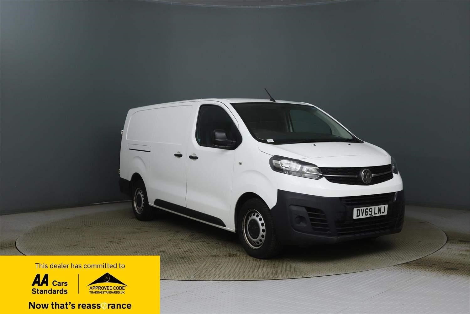 Vauxhall Vivaro Listing Image