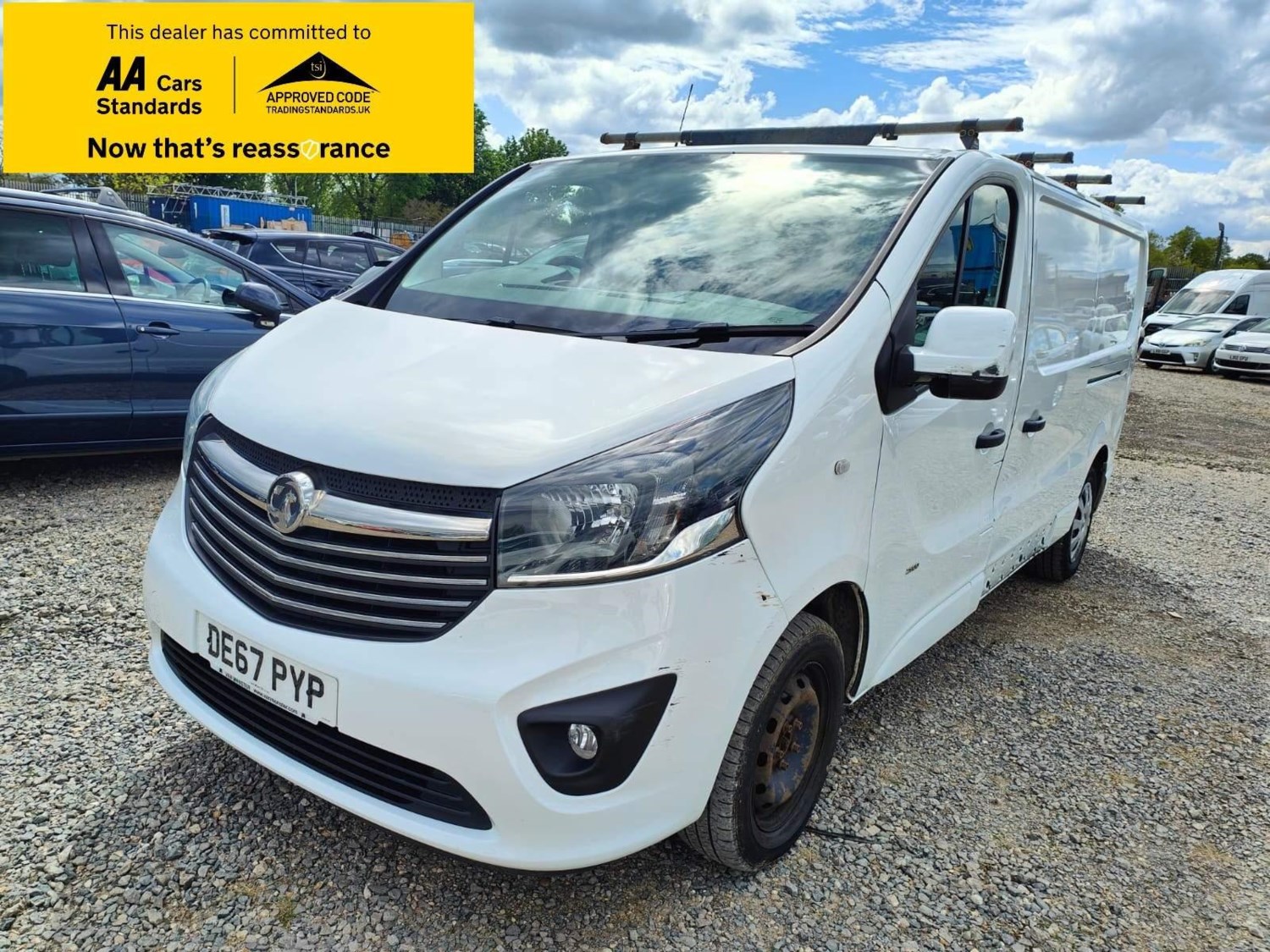 Vauxhall Vivaro Listing Image