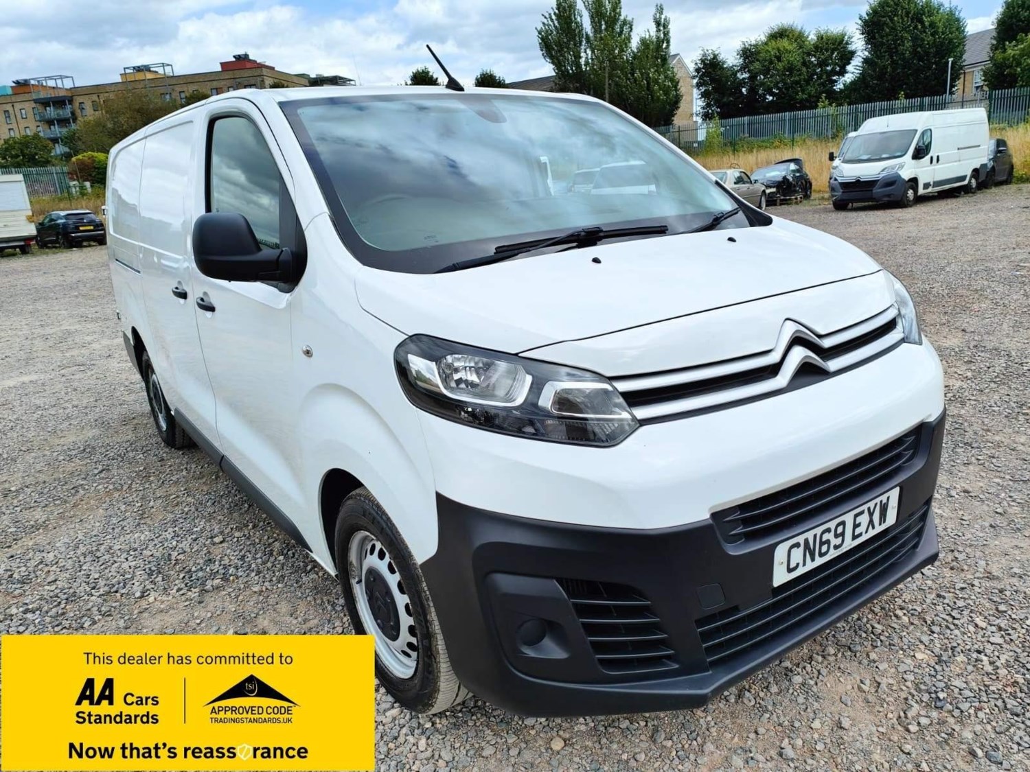 Citroen Dispatch Listing Image