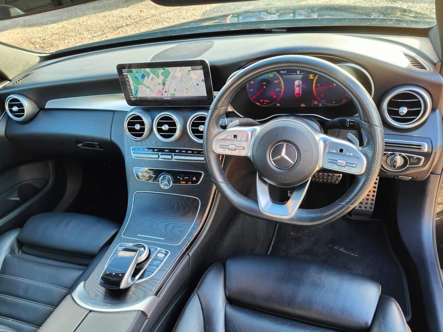 Mercedes-Benz C-Class Listing Image