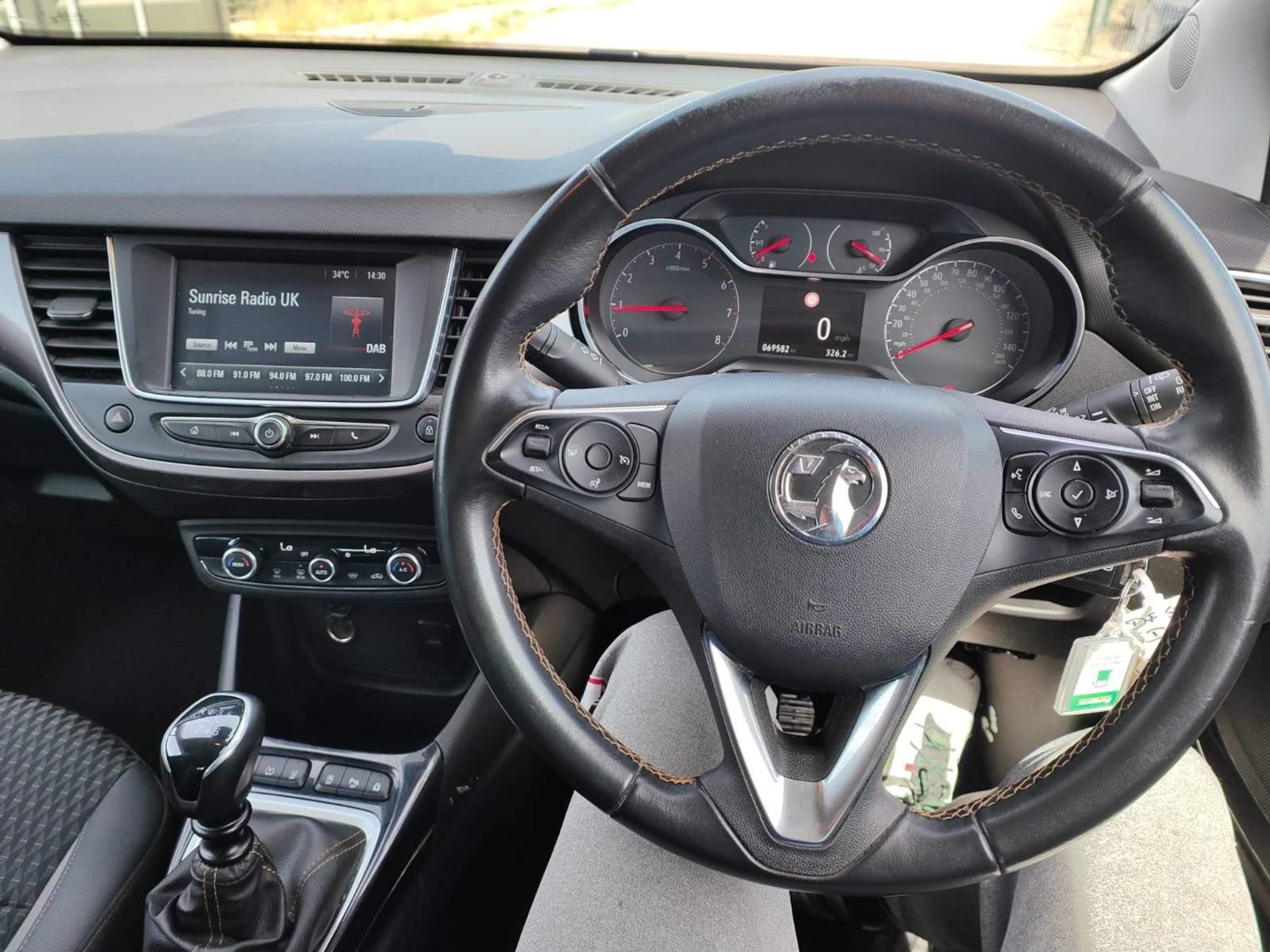 Vauxhall Crossland X Listing Image