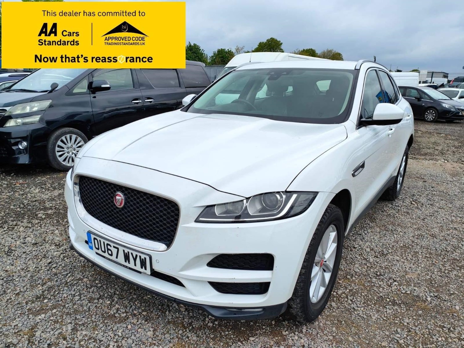 Jaguar F-PACE Listing Image