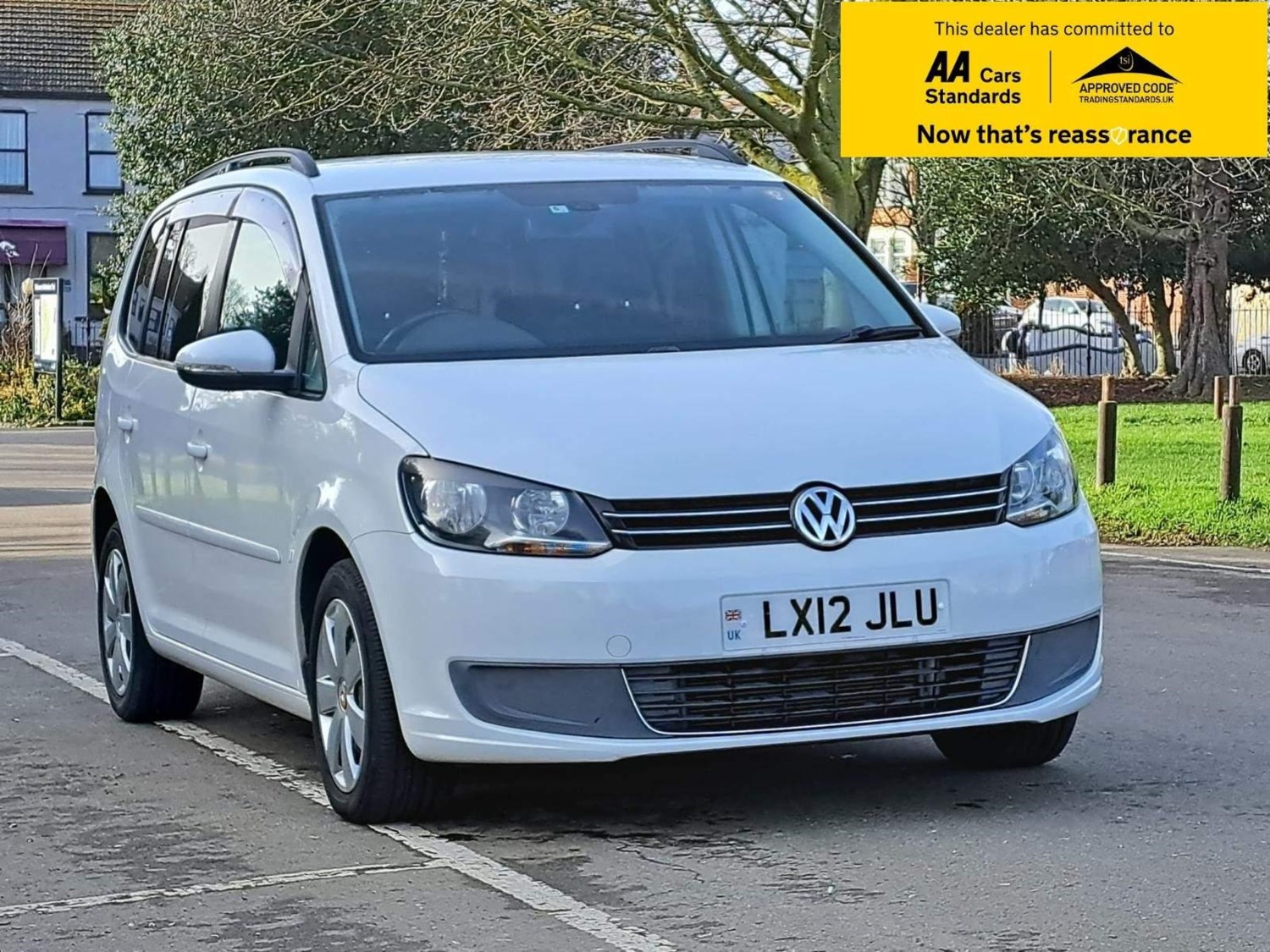 Volkswagen Touran Listing Image