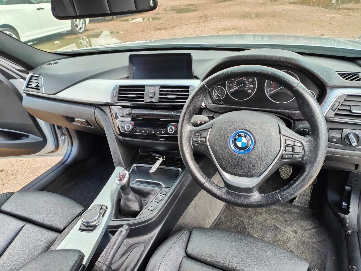 BMW 3 Series Listing Image