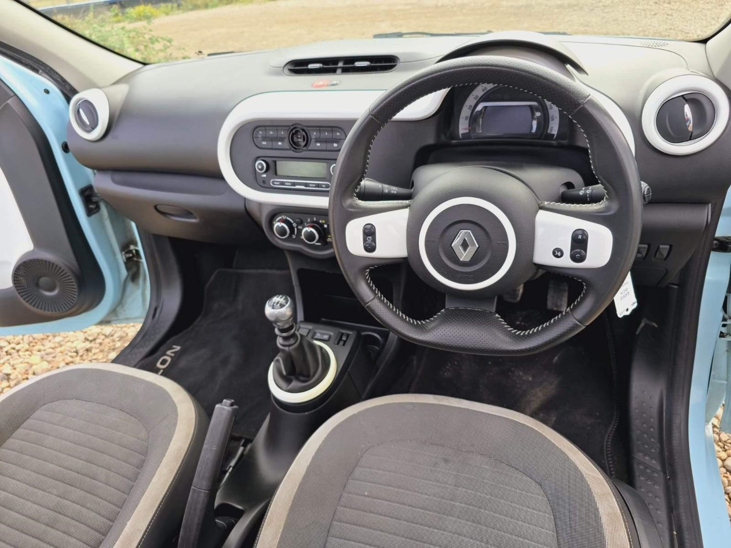 Renault Twingo Listing Image