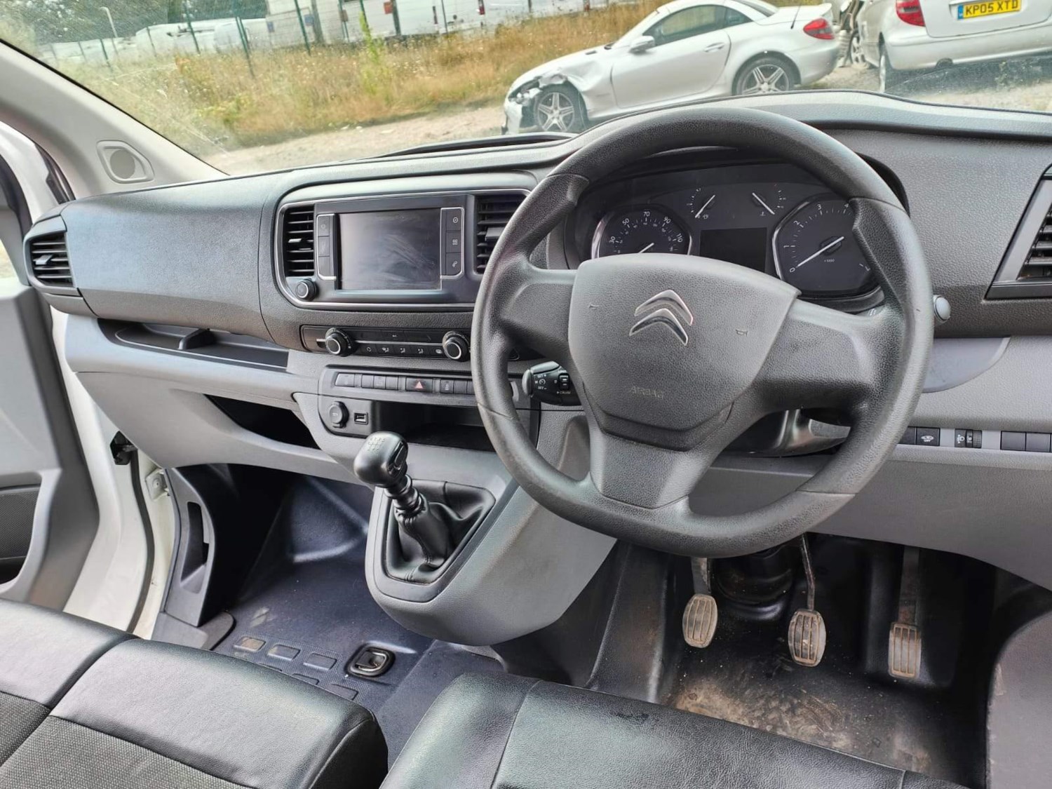 Citroen Dispatch Listing Image