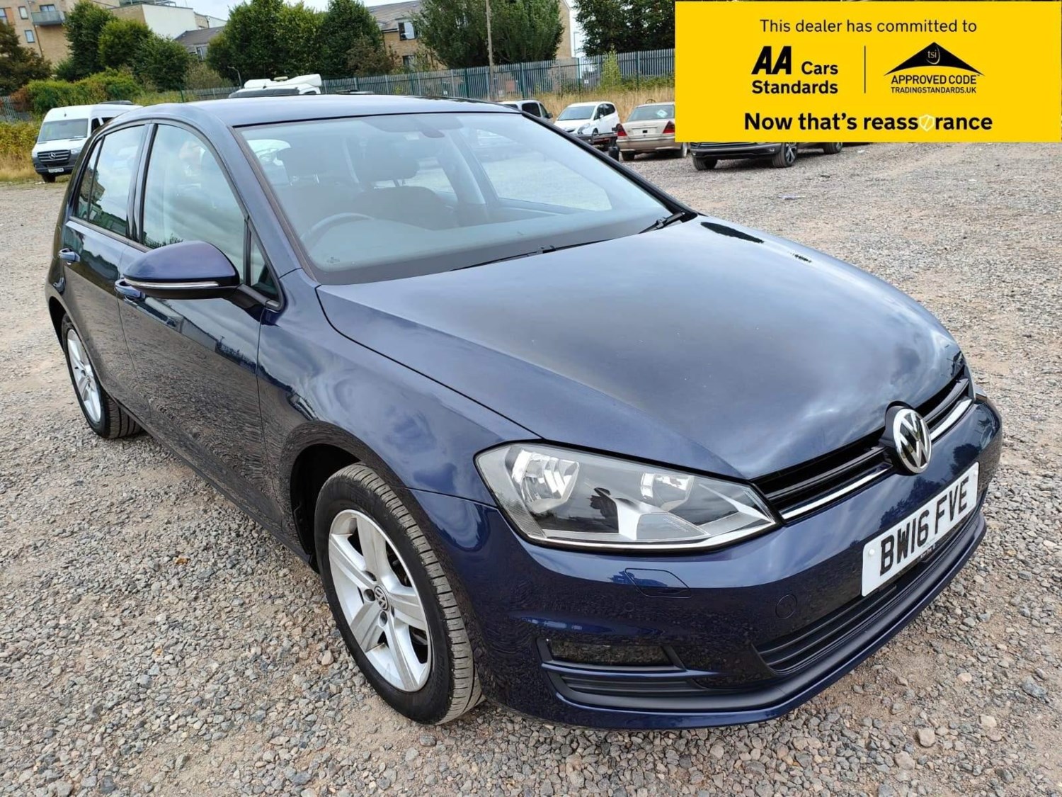 Volkswagen Golf Listing Image