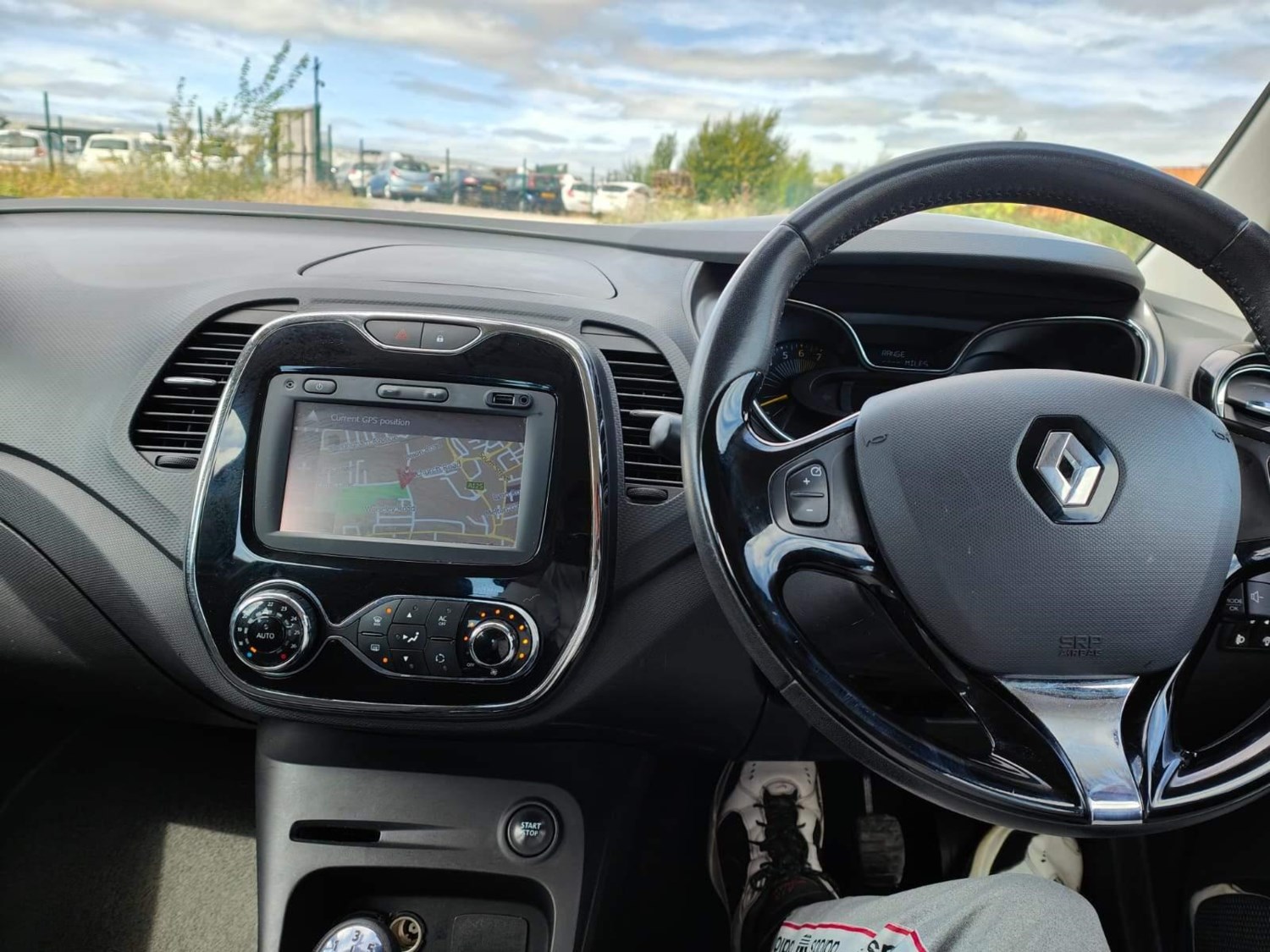 Renault Captur Listing Image