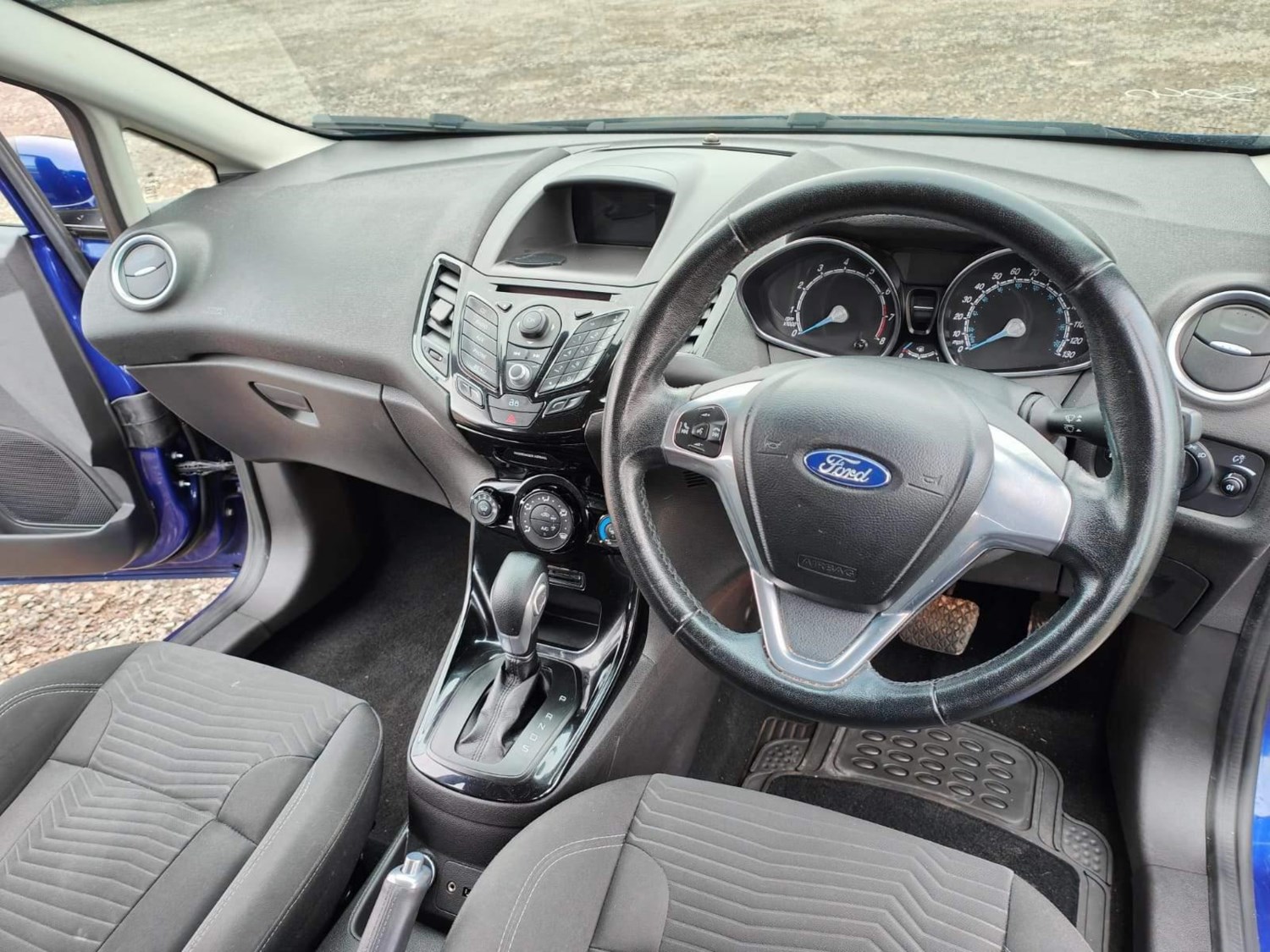 Ford Fiesta Listing Image