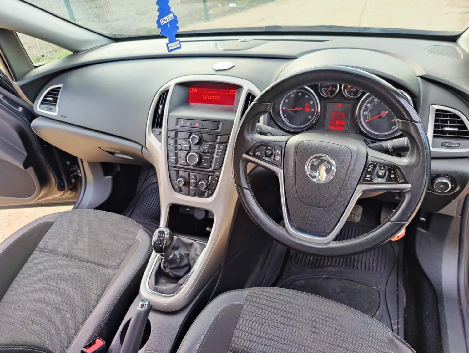 Vauxhall Astra Listing Image