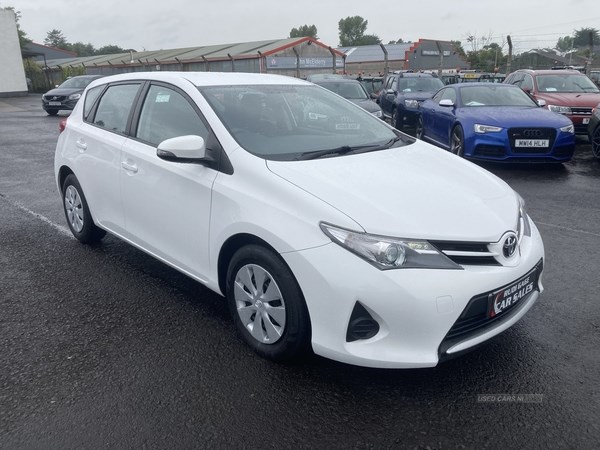 Toyota Auris Listing Image