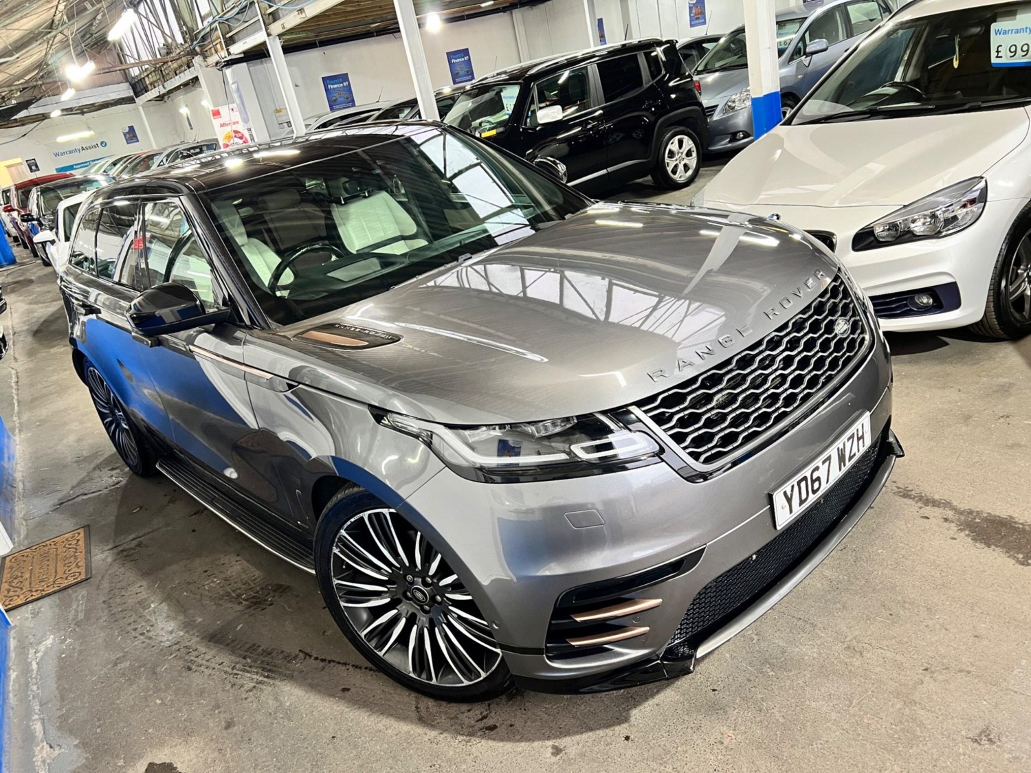 Land Rover Range Rover Velar Listing Image