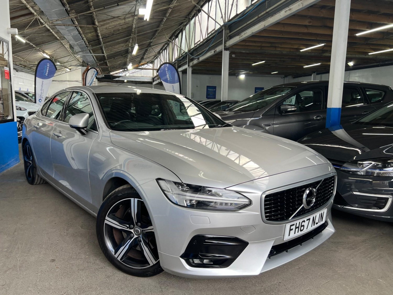 Volvo S90 Listing Image