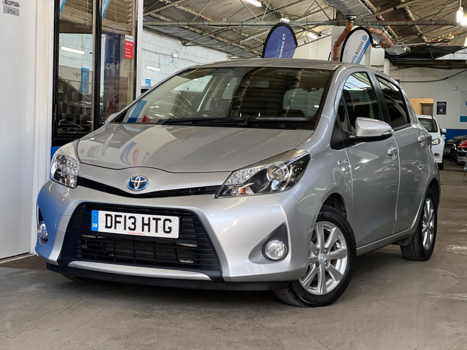 Toyota Yaris Listing Image