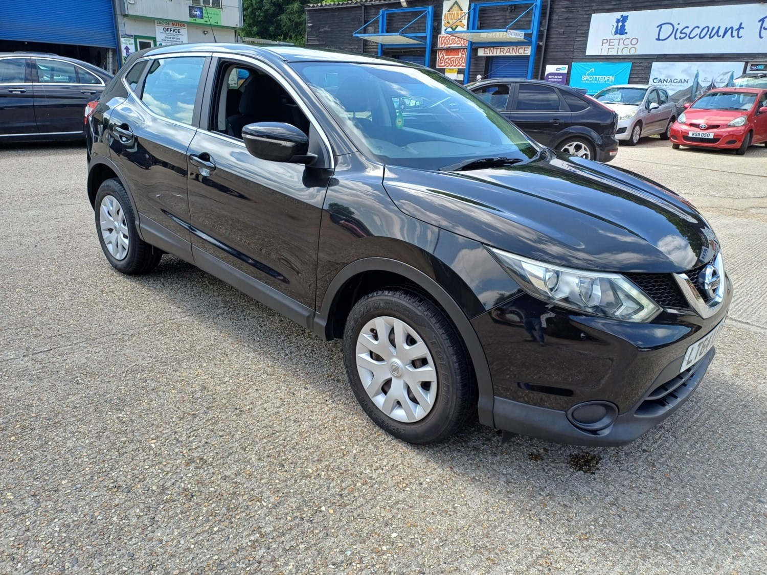 Nissan Qashqai Listing Image