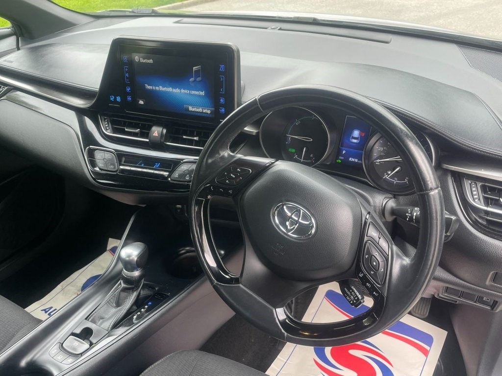 Toyota C-HR Listing Image