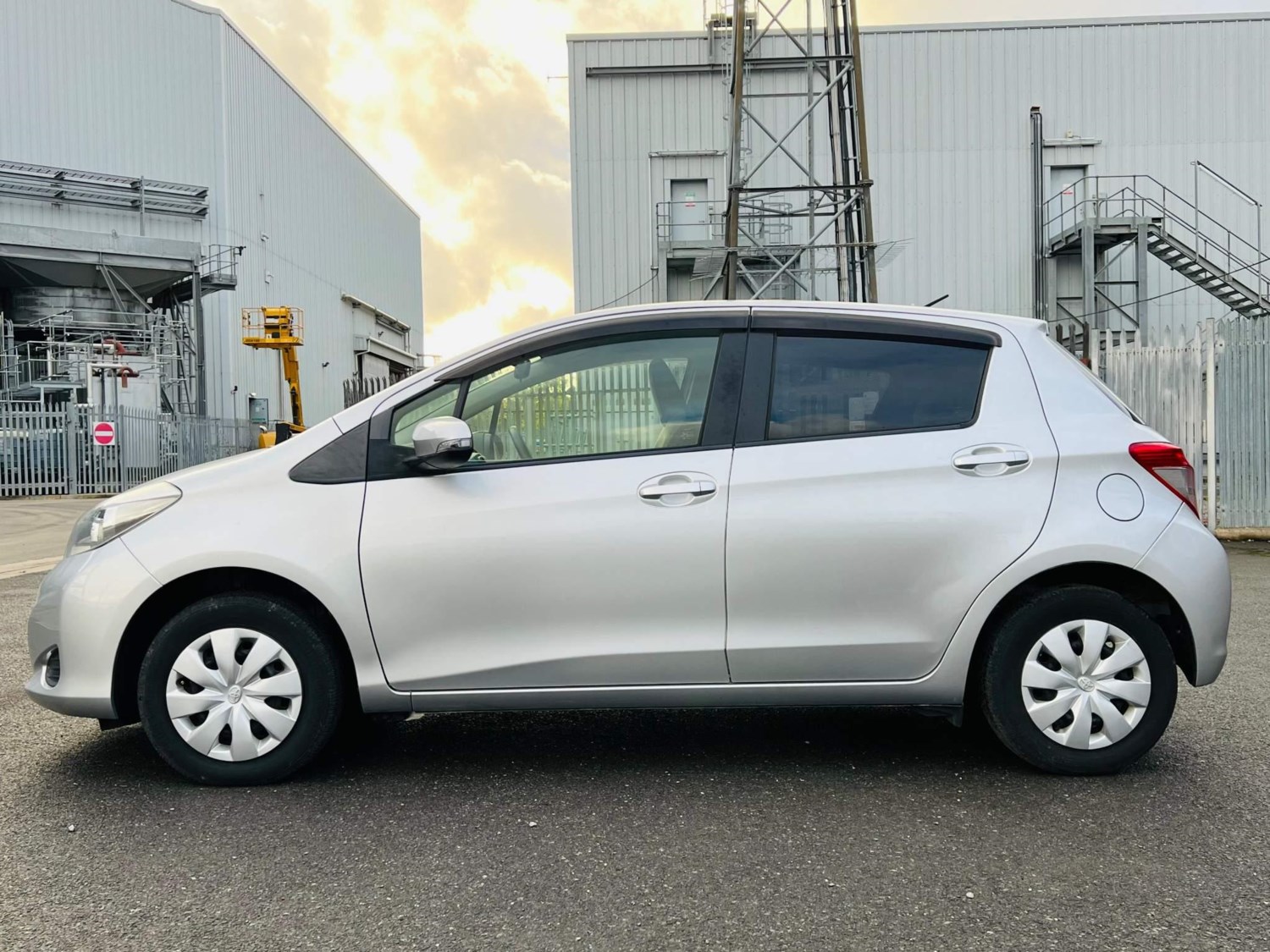 Toyota Yaris Listing Image