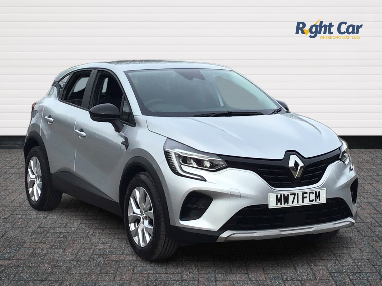 2021 used Renault Captur 1.3 Tce Iconic