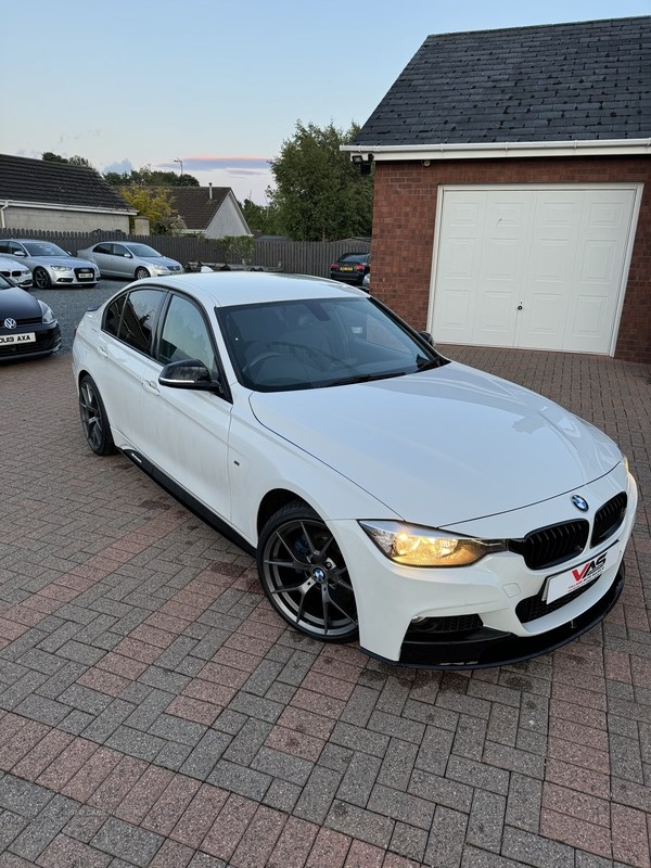 BMW 3 Series Listing Image