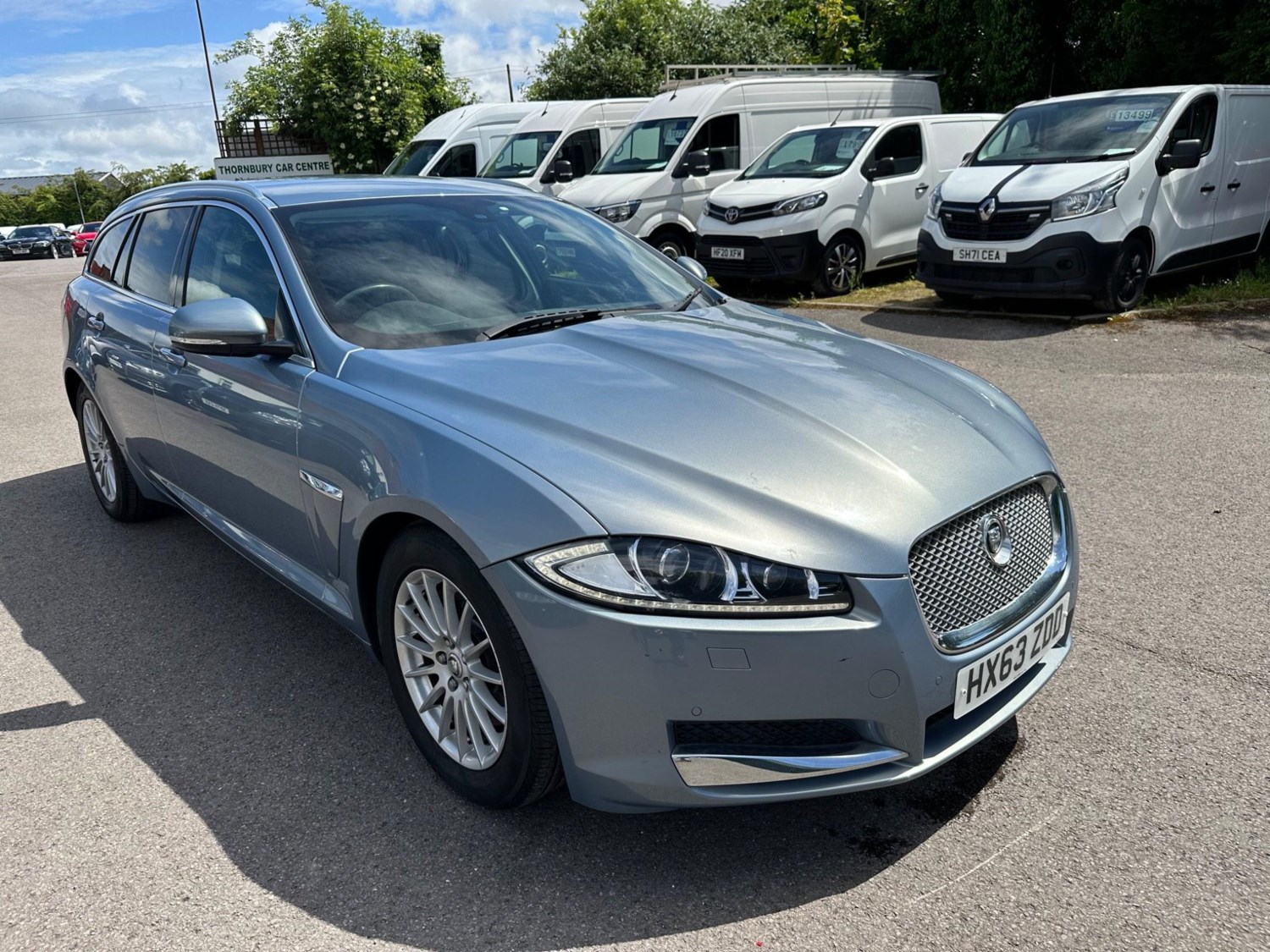 Jaguar XF Listing Image