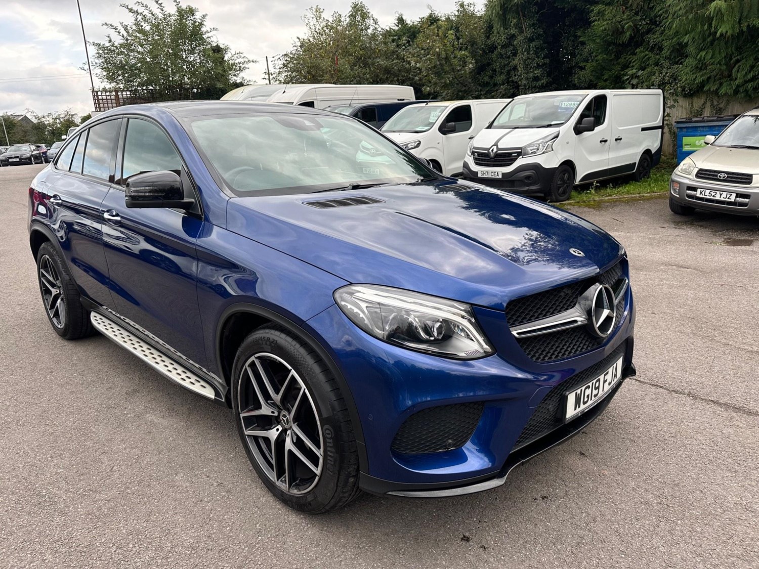 Mercedes-Benz GLE Listing Image