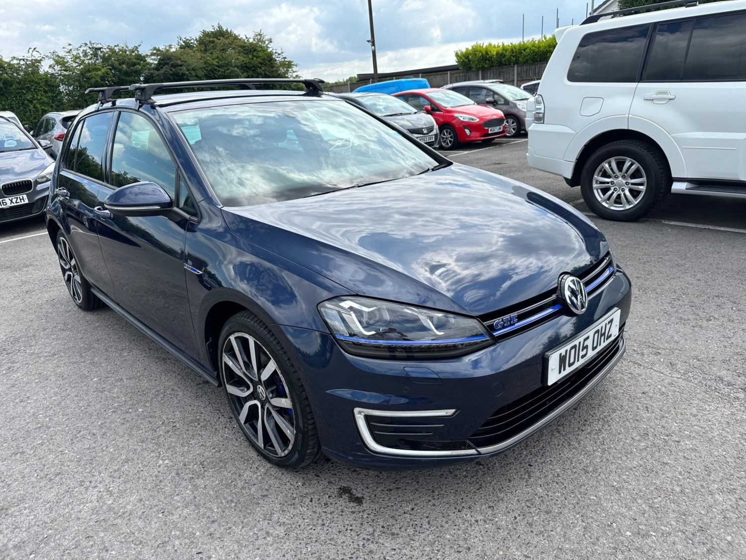 Volkswagen Golf Listing Image