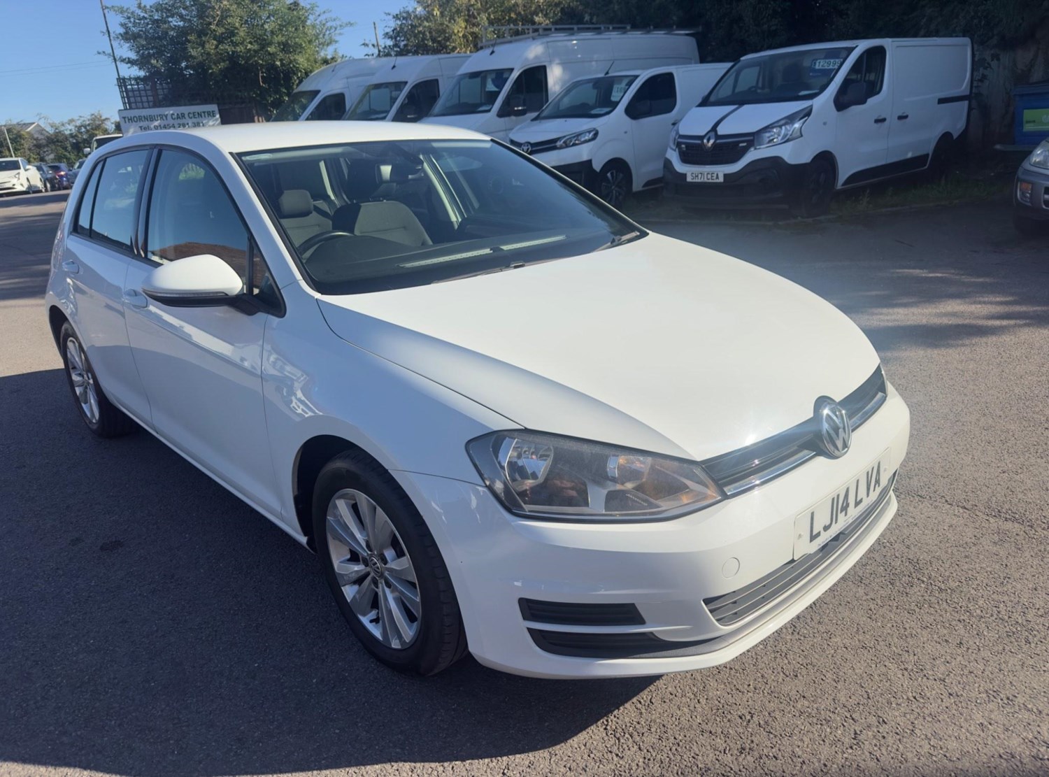 Volkswagen Golf Listing Image