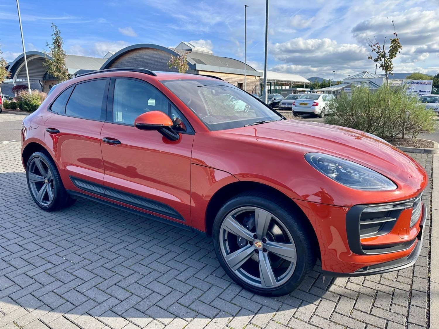 Porsche Macan Listing Image