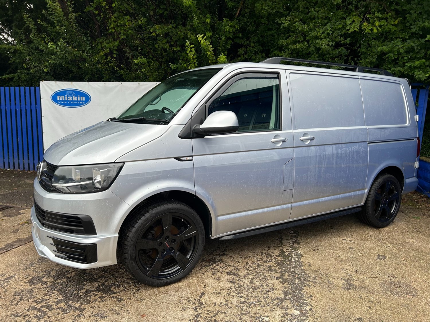 Volkswagen Transporter Listing Image