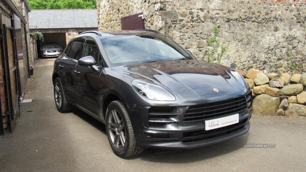 Porsche Macan Listing Image