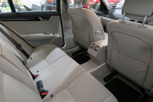 2010 (10) Mercedes-Benz C Class C180 CGI BlueEFFICIENCY Executive SE 4dr Auto For Sale In Nelson, Lancashire