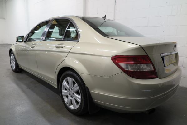 2010 (10) Mercedes-Benz C Class C180 CGI BlueEFFICIENCY Executive SE 4dr Auto For Sale In Nelson, Lancashire